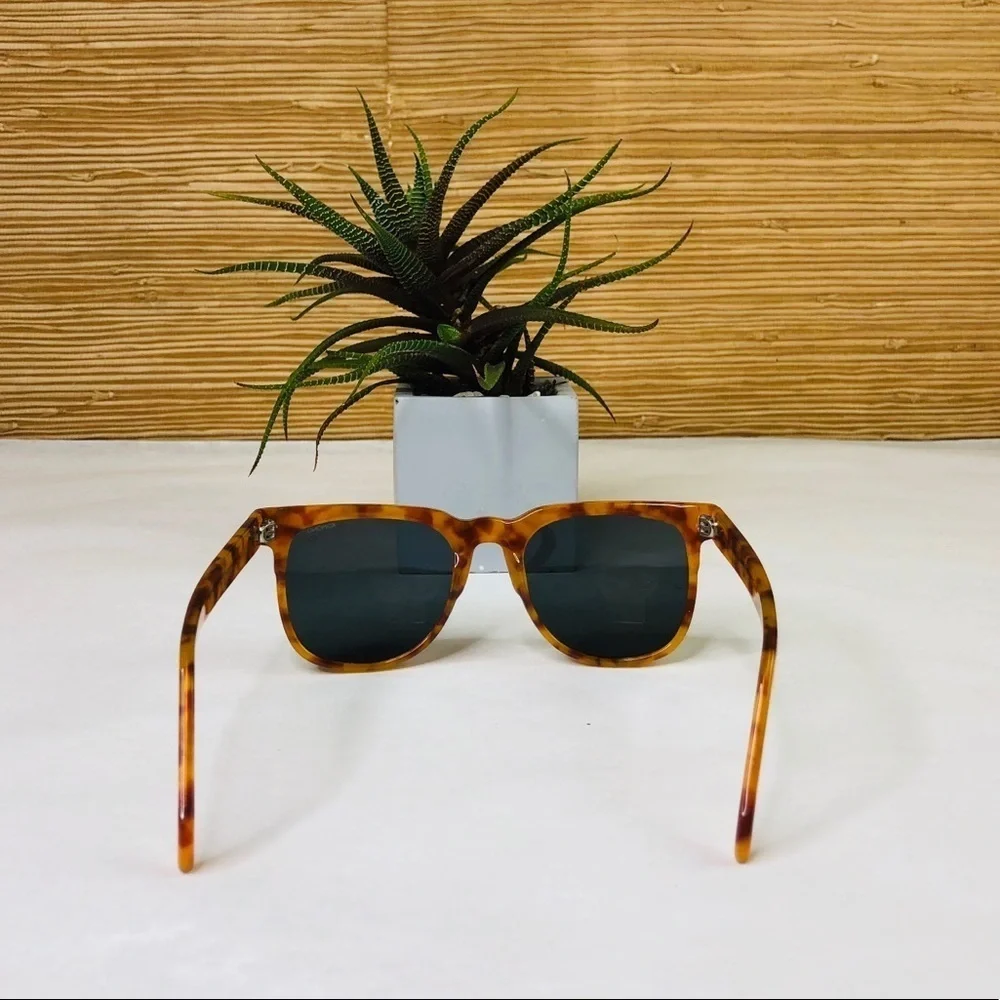 KOMONO sunglasses Riviera Caramel Demi tortoise NEW oversized